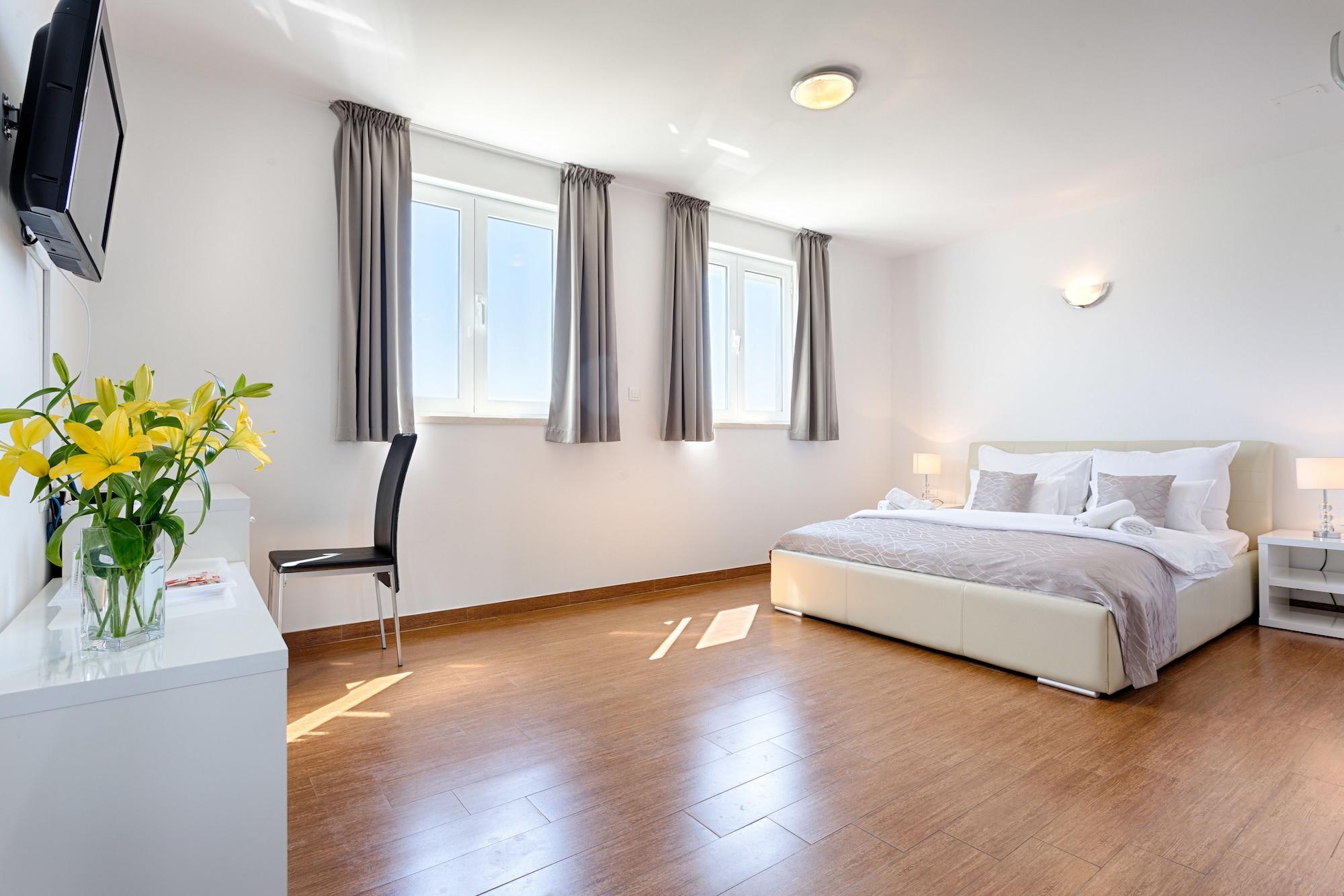 Adriatic Queen Rooms & Apartments سبليت المظهر الخارجي الصورة